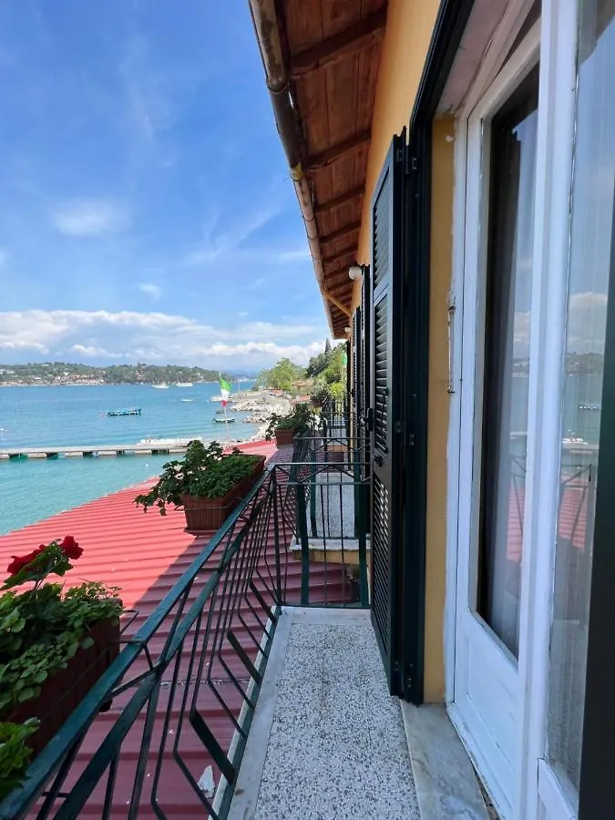 Locanda Lorena Porto Venere 0*,  Italië